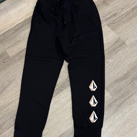Like 🆕 Volcom Men’s  Black Joggers with Logo - Picture 1 of 4